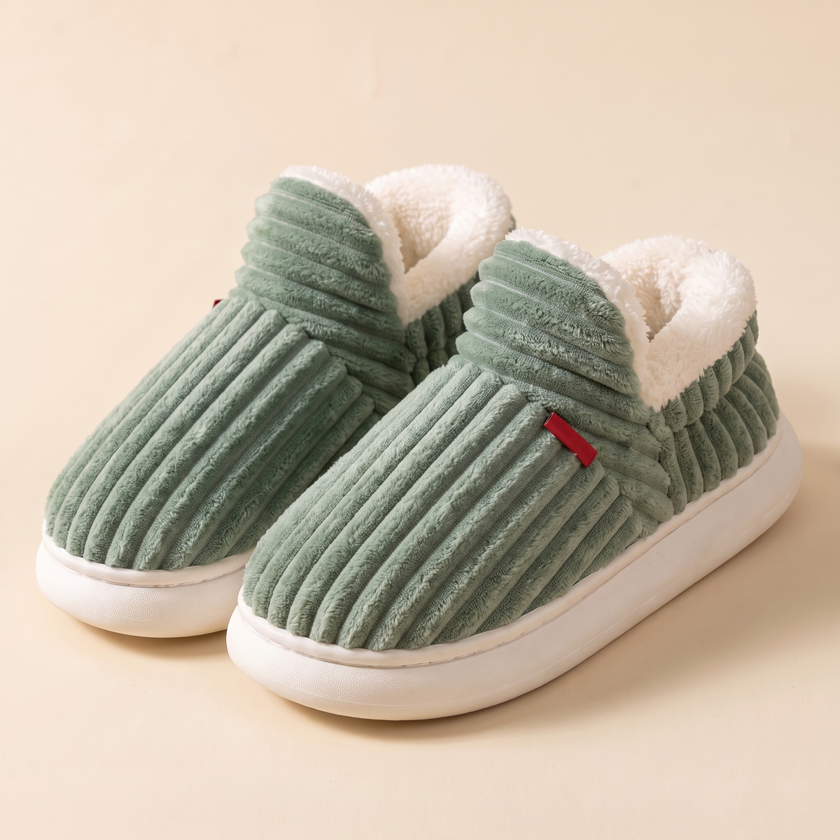 Chaussons Cocon en velours côtelé – Vert