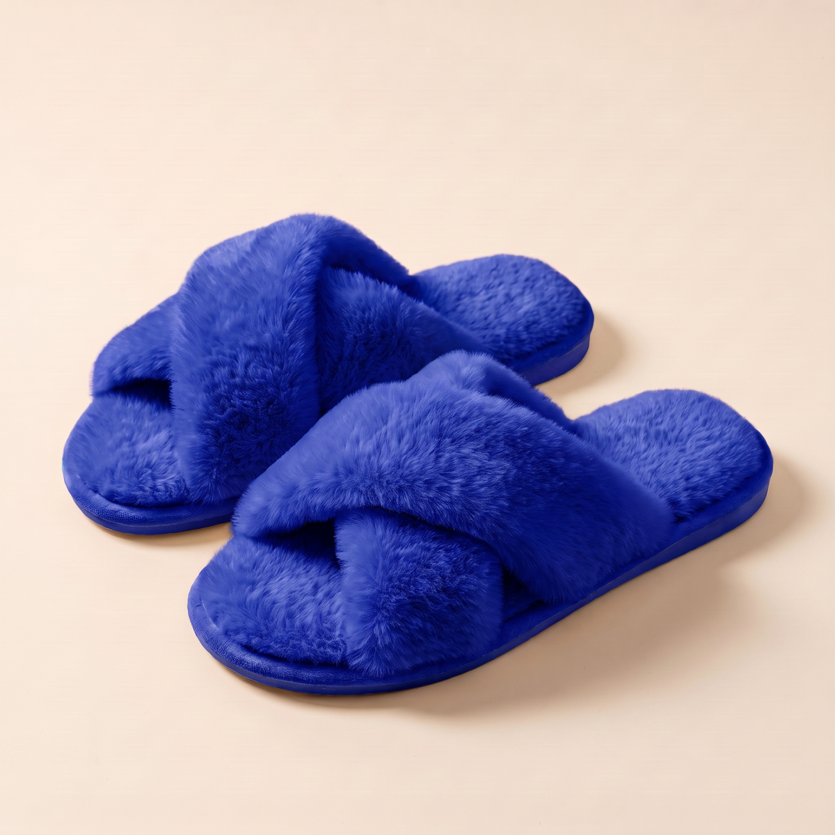 Claquettes Nuage Femme fausse fourrure – Bleu roi